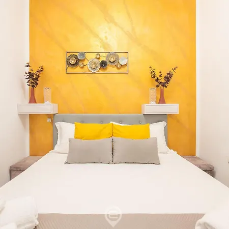 Estay - Corner - Nicola Apartamento Iglesias